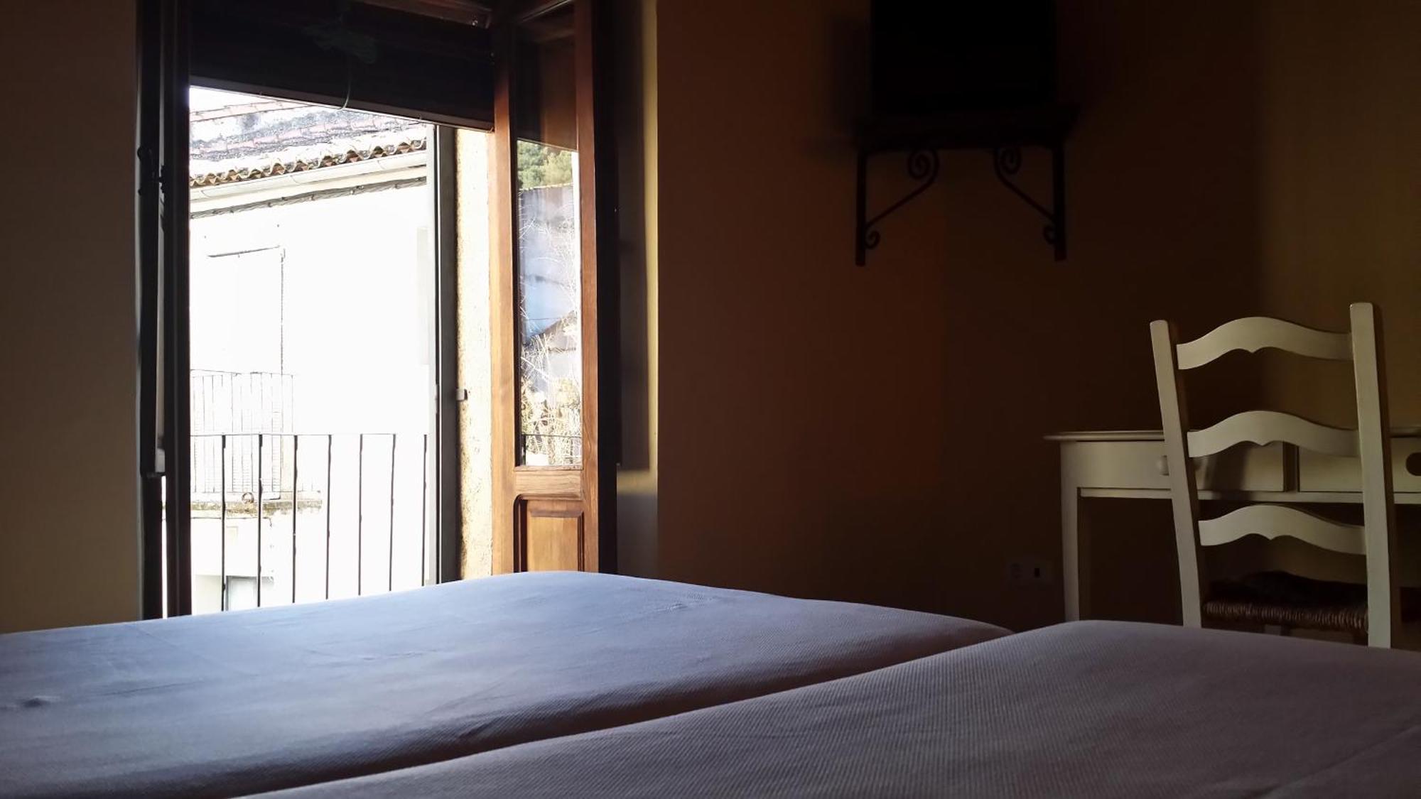 Casa Rural Con Encanto "Los Postigos" Banos De Montemayor Oda fotoğraf