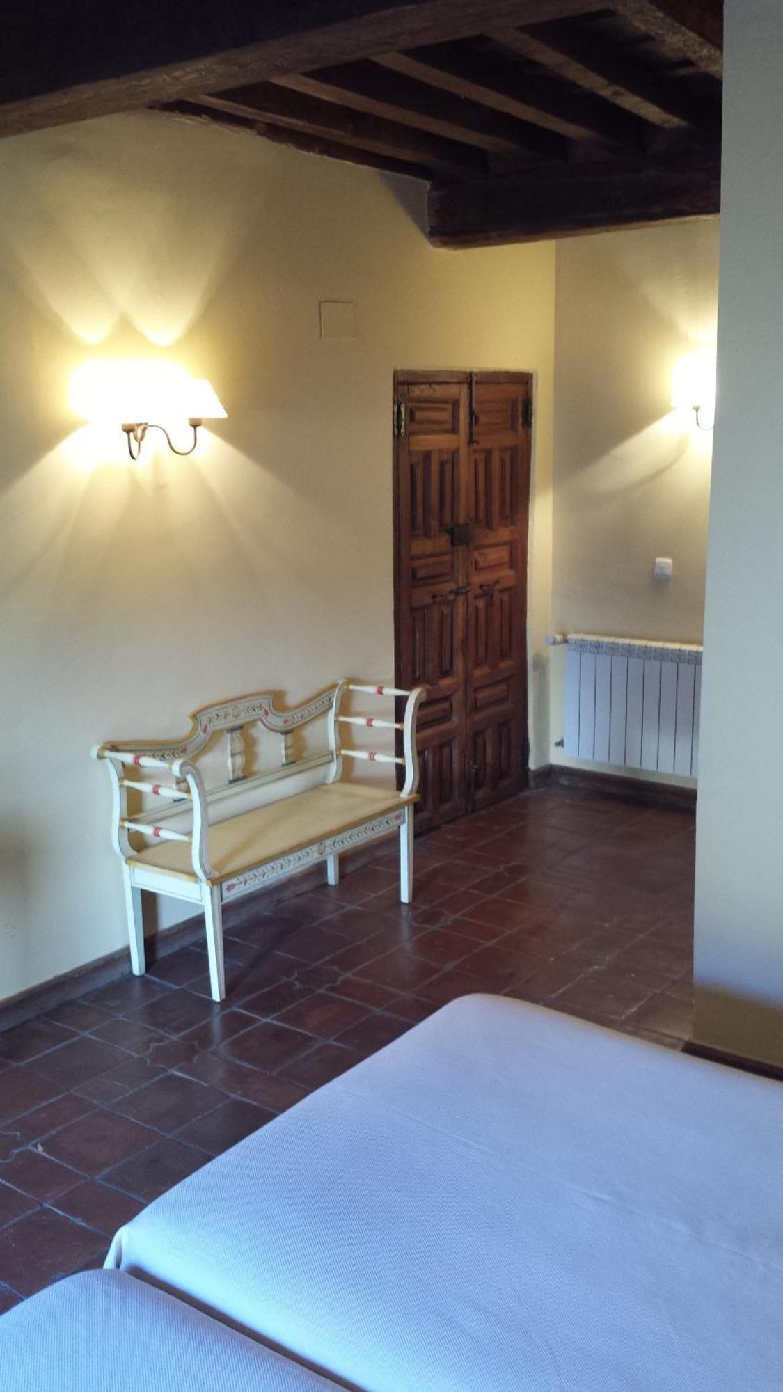 Casa Rural Con Encanto "Los Postigos" Banos De Montemayor Oda fotoğraf